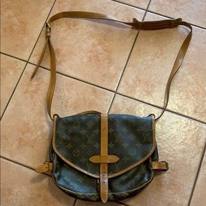 Vintage Louis Vuitton messenger bag